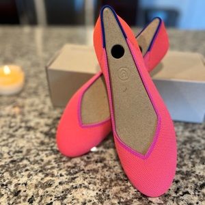 BRAND NEW Rothy’s Round Toe Flat